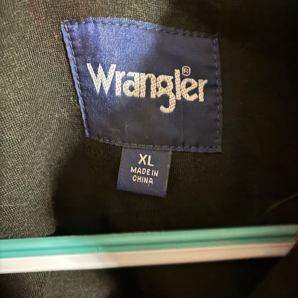 Men’s Wrangler Sherpa pullover - Picture 4 of 4
